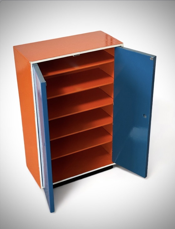 Image 1 of Vintage cupboard