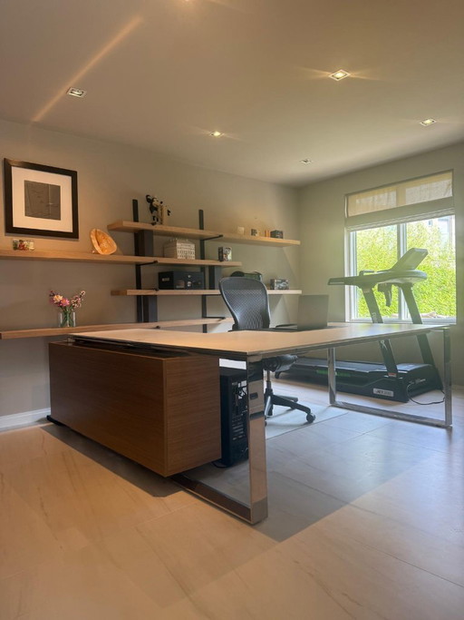 Quadrifoglio X7 Design Executive Eckschreibtisch mit Schubladen | CEO-Schreibtisch – bureau, Wood, Chrome