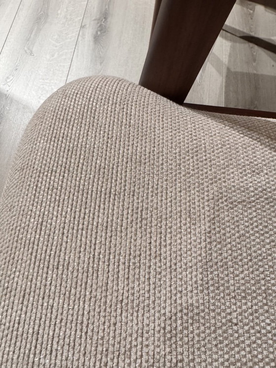 Image 1 of Juego de 6 sillas Tilly de Porada en nogal