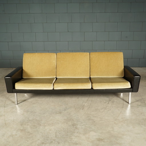Vintage Three-seater Sofa - Velvet - 1960s