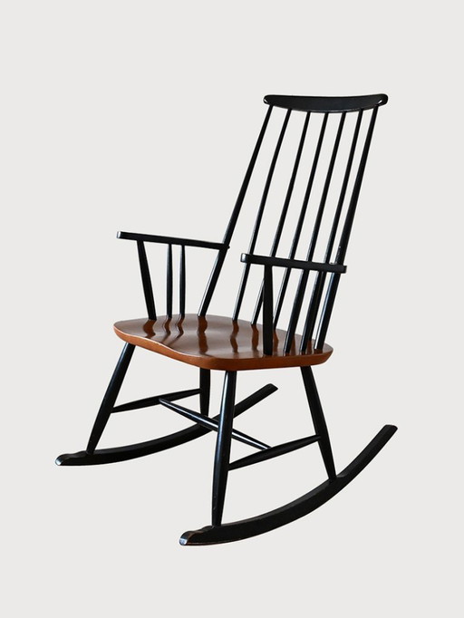 Vintage rocking chair