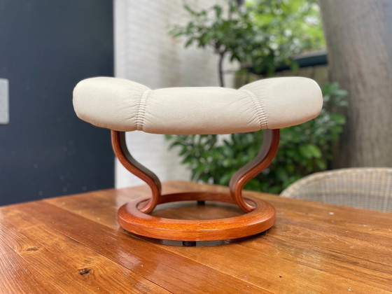 Ekornes Stressless Footstool – Footstools & poufs, Wood (photo 4 of 14)