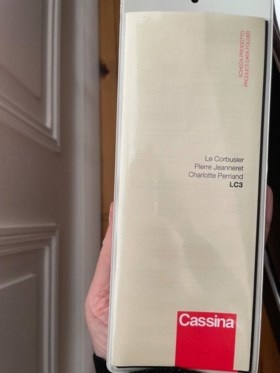 Image 1 of Divano LC3 Cassina – pelle nera – Le Corbusier / Perriand – 3 posti