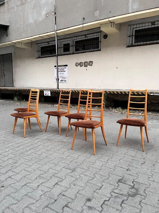Eetkamerstoelen uit de jaren 1950/1960