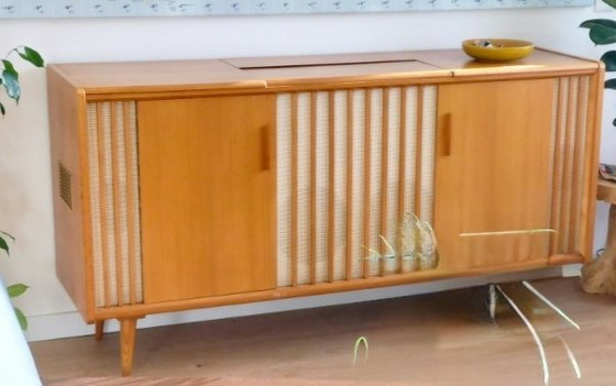 Image 1 of Meubles de radio vintage Grundig modernes du milieu du siècle