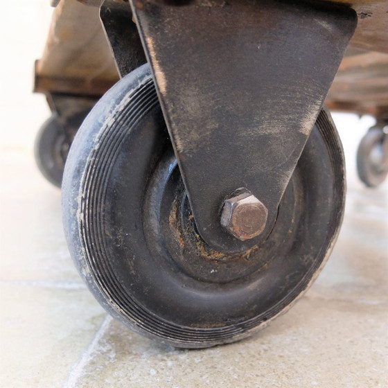 Image 1 of Table basse industrielle vintage