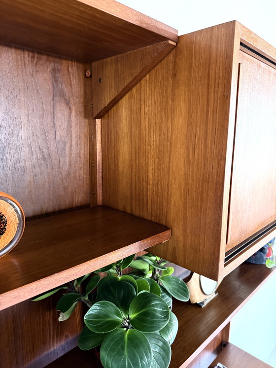 Image 1 of Vintage modulair teakhouten wandsysteem ‘60