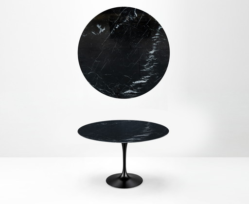 Originele Ronde Knoll Tulip Eettafel (120cm) In Nero Marquina Glanzend In NIEUWSTAAT!! Eero Saarinen – Marble, Metal