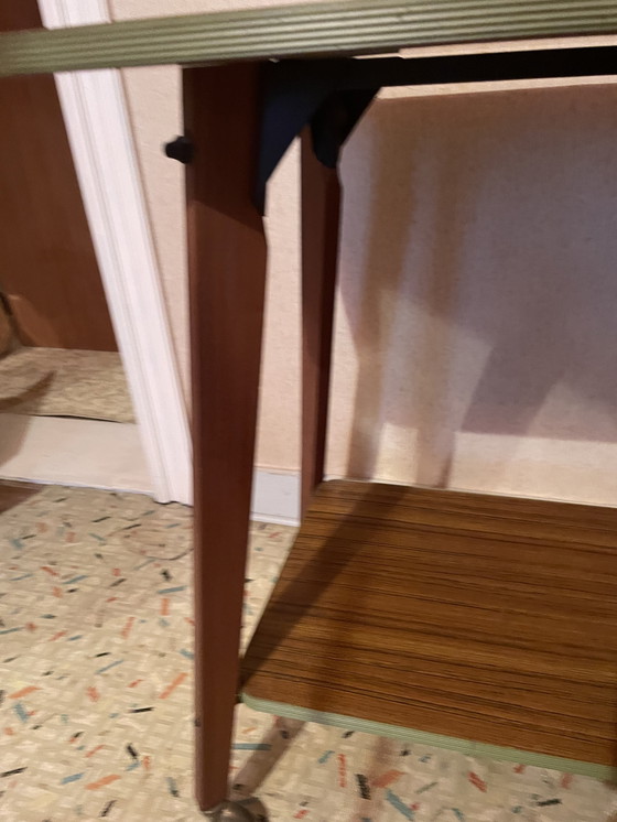 Image 1 of Table vintage