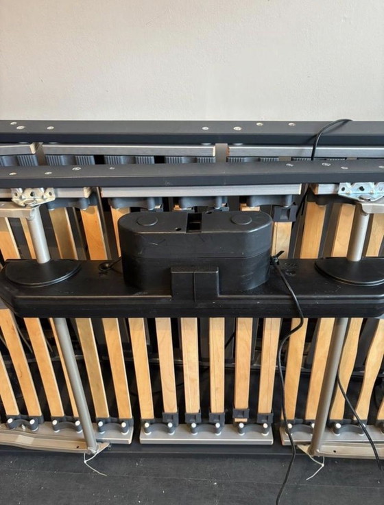 Image 1 of 2 reti a doghe BOSSFLEX 440 regolabili elettricamente Telaio in metallo libero