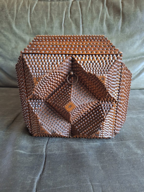 Image 1 of Scatola di legno Tramp Art