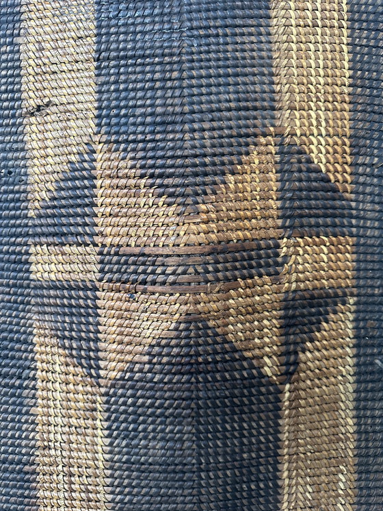 Image 1 of Scudo da guerra decorativo antico Ngombe - Repubblica Democratica del Congo