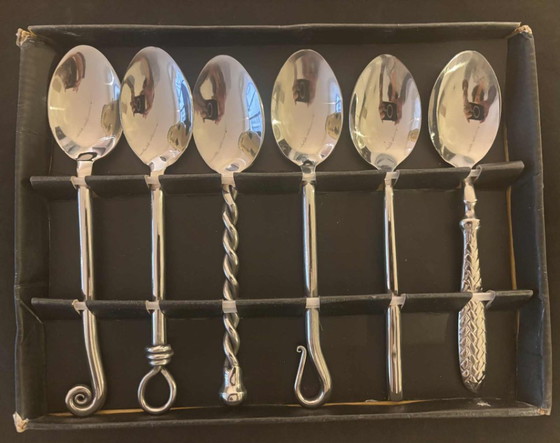Image 1 of Vintage roestvrijstalen soeplepels: Set van 6 verschillende dinerlepels