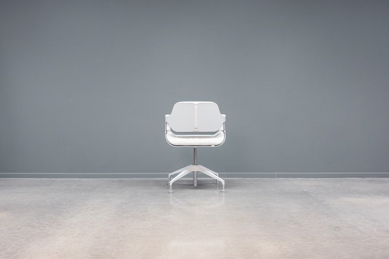 Image 1 of Voorzitter van de Interstuhl Silver-vergadering