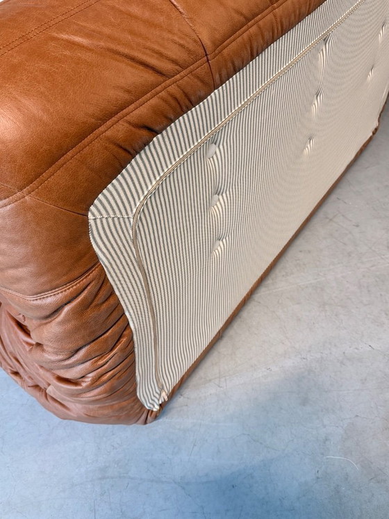 Divano a tre posti Ligne Roset Togo | Pelle color cognac – Divani 3 posti, Leather (photo 4 of 5)