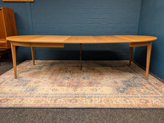 Image 1 of Vintage eiken ronde eettafel, model 55 van Omann Jun, jaren 60