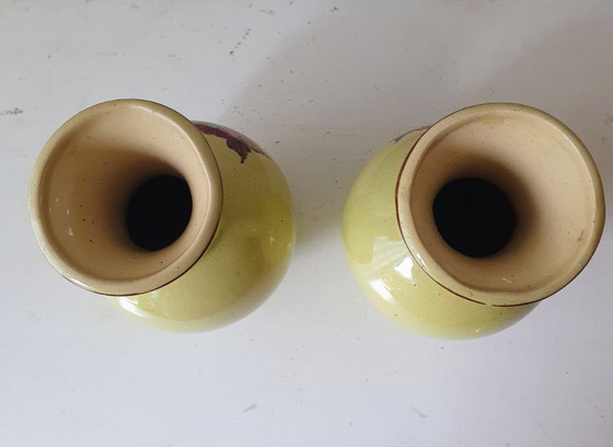 Image 1 of Set of 2 vases with hand-painted floral design