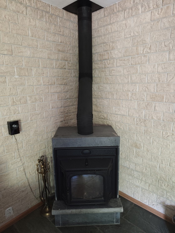 Poêle en stéatite avec insert de cheminée Jotul – Objets déco, Cast Iron, Glass (photo 5 of 5)