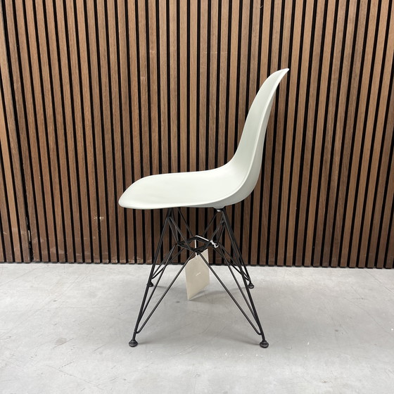 Image 1 of Sedia Eames DSW di Vitra - 4 pezzi