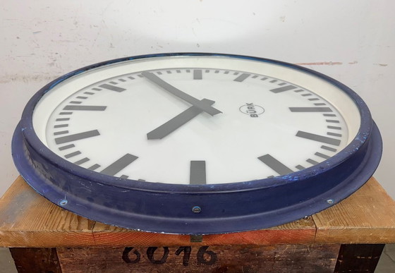 Image 1 of Grote blauwe Duitse industriële fabriekswandklok van Burk, jaren 60
