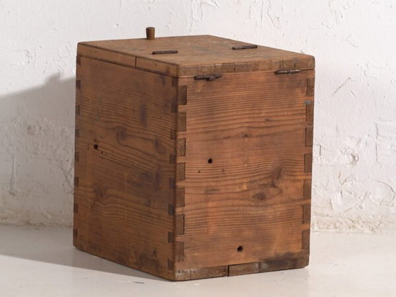 Boîte de rangement ancienne en bois massif (c.1920) #7 – Armoires de rangement, Rustic (photo 37 of 40)