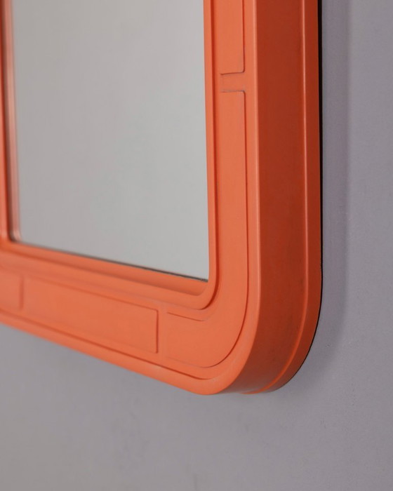 Image 1 of Vintage oranje wandspiegel van Carrara Matta, jaren 70.