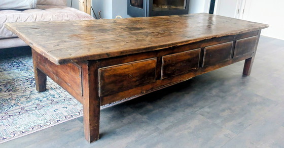 Image 1 of Table de boulanger/table basse espagnole ancienne