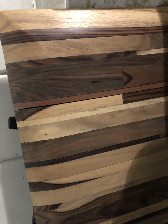 Image 1 of Design-Tabelle