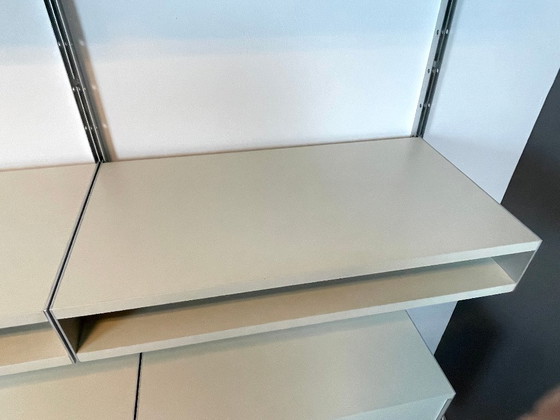 Image 1 of Conception du système d'étagères Vitsoe SDR 606 de Dieter Rams