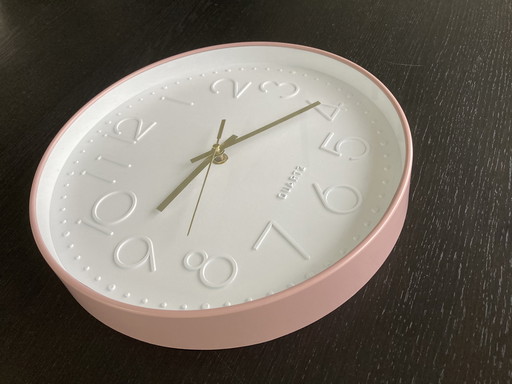 Modern light pink wall clock, Quartz brand