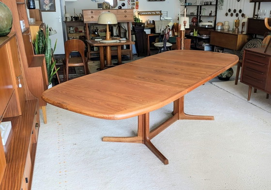Image 1 of Table de salle à manger extensible vintage danoise en teck