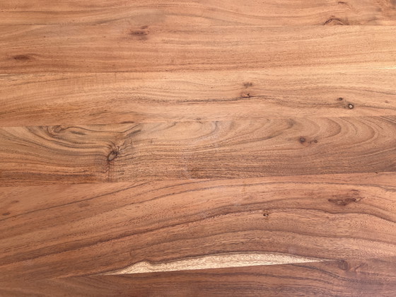 Image 1 of NOUS round dining table 140cm