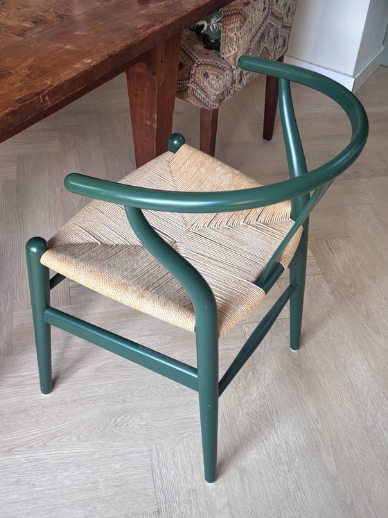 CH24 Wishbone - Sedia da pranzo – Carl Hansen & Søn, Sedie da pranzo, Legno (photo 2 of 5)