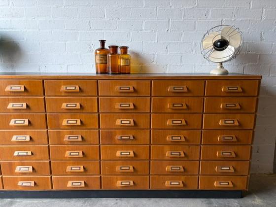 Vintage mid-century apothekerskast,apotheekkast,ladekast, Ladekasten, Hout, Metaal, Bruin (foto 4 van 14)