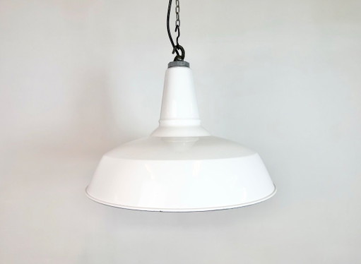 Industriële hanglamp van wit emaille van Benjamin USA, jaren 60.