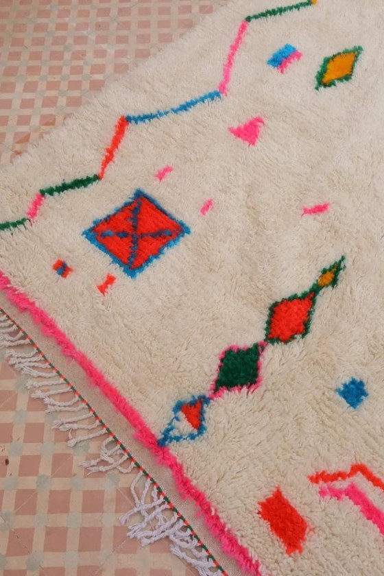 Image 1 of Tapis berbère marocain moderne 2,5 x 1,6 m