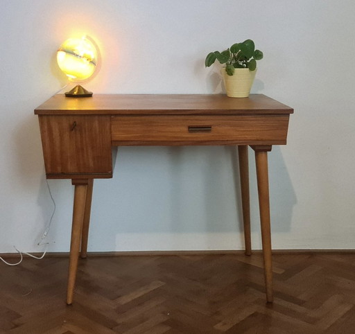 Vintage, designer desk. 50s / 60s.