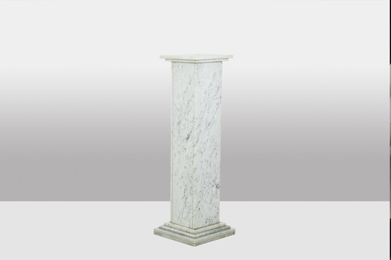 Image 1 of Pair of Art Deco columns in white marble, 20th century