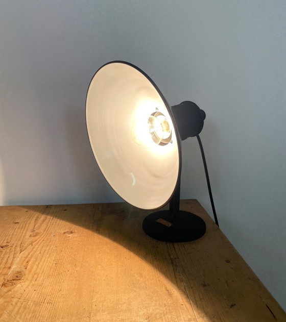 Image 1 of Lampada da tavolo vintage industriale in smalto nero di EB, anni '50