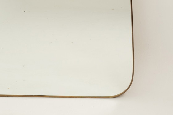 Image 1 of Miroir en laiton doré dans le style de Gio Ponti. Années 1980/90.