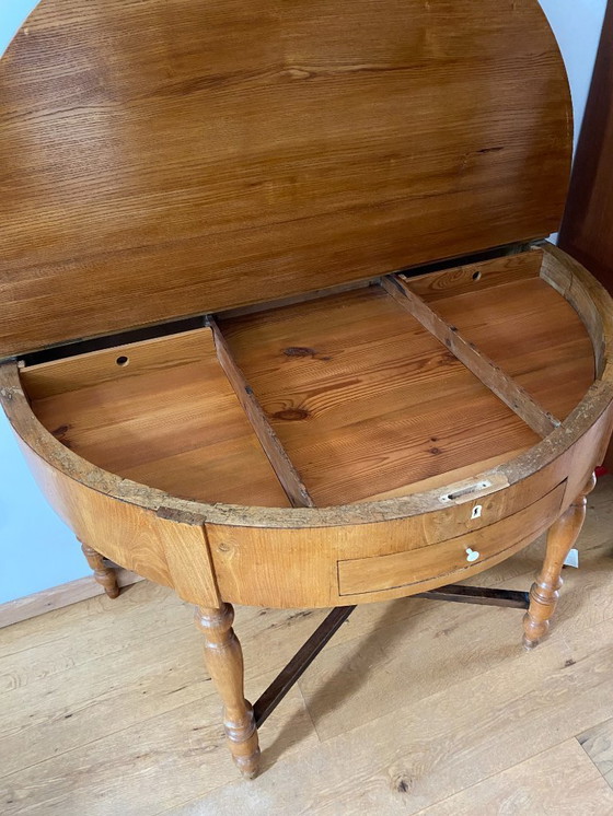 Image 1 of Mesa de comedor/pared plegable antigua