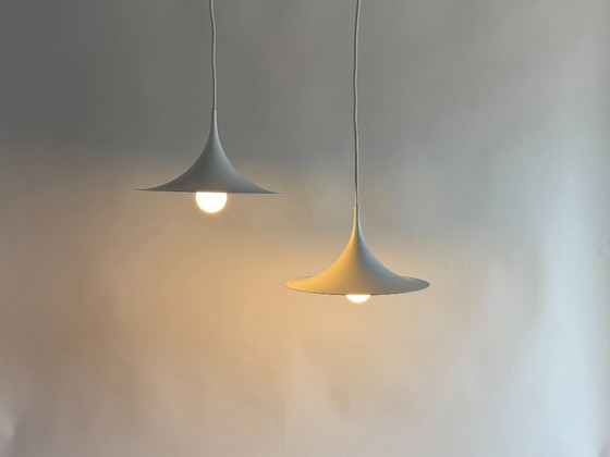 Image 1 of 2 lámparas colgantes con forma de sombrero de bruja de Fog and Morup