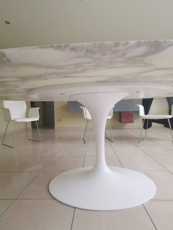 Image 1 of Knoll Saarinen Oval Table – Large Model