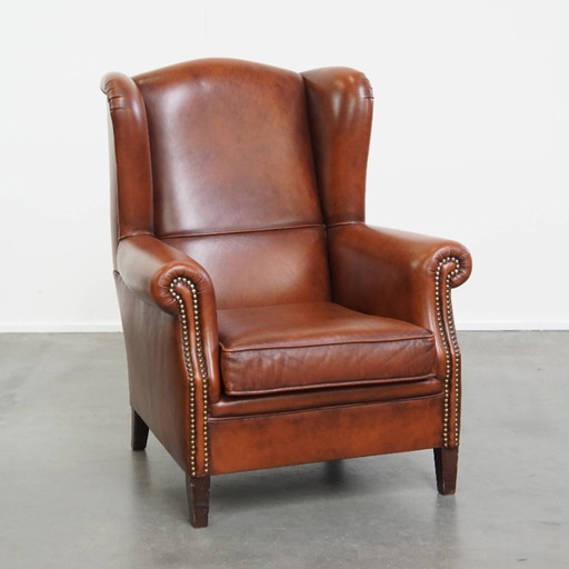 Ear armchair in English style made of cowhide leather