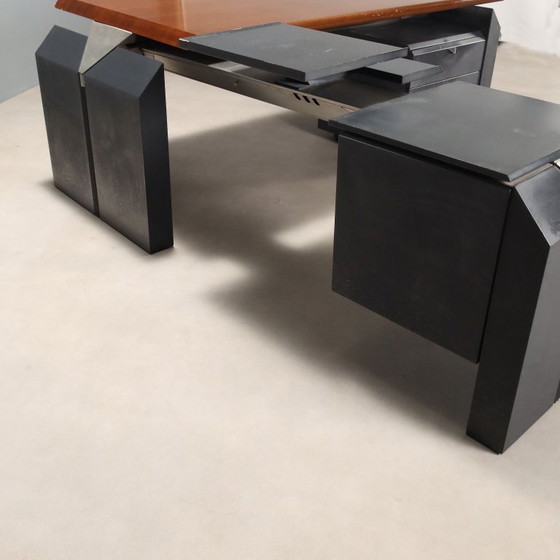 Image 1 of Groot hoekbureau uit de jaren 80-90