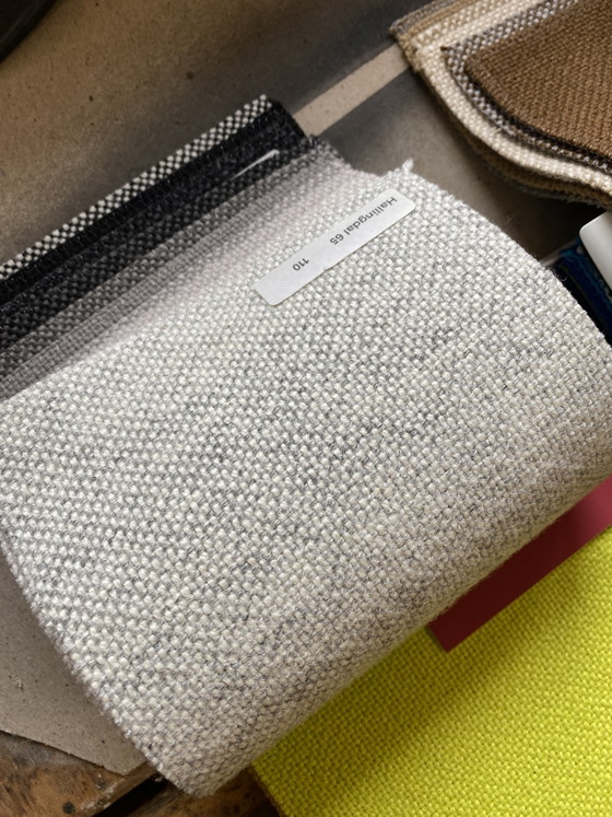 Set van 2 Scandinavisch moderne design fauteuils Hallingdal kersenhout – Textile, Wood (photo 12 of 12)