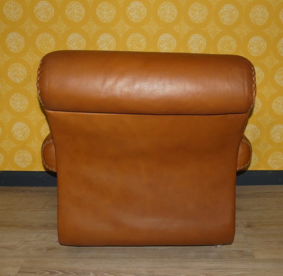 Image 1 of Sessel Baseball Stil Leder Cognac top Zustand retro vintage 70er Jahre Teil einer GARNITUR Armchair karamell 