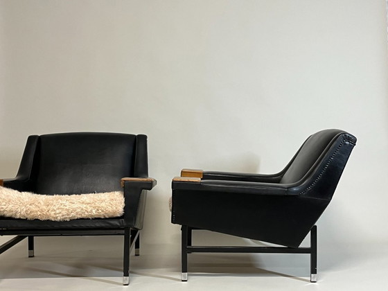 Image 1 of Set van twee Scandinavische loungestoelen, jaren 60