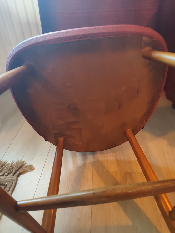 Image 1 of Cuatro sillas de comedor de listones de madera Pastoe