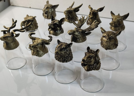 Image 1 of 12 borrelglaasjes van 25 ml met metalen dierenvoetjes